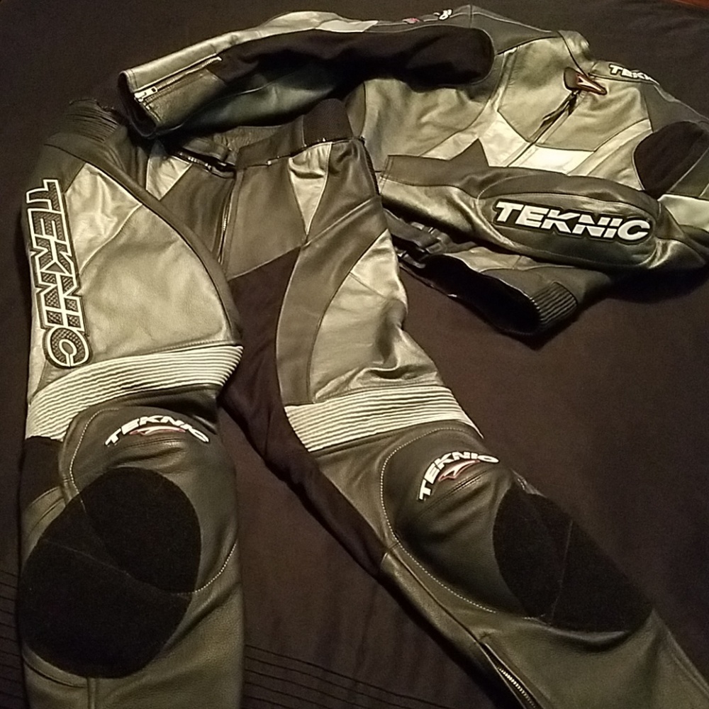 Teknik Violator Motorcycle Riding Jacket and Pant